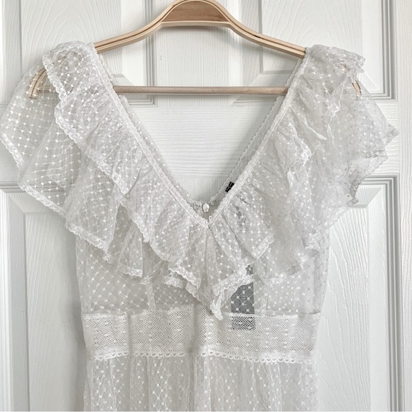 🤍 ANTHROPOLOGIE White Ruffle Sheer Mesh Maxi Dress Small Petite SP - Picture 6 of 15